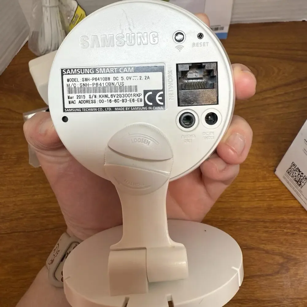 SAMSUNG SMARTCAM HD PRO 1080P HD WIFI Security Camera, Complete, w/ Box, P6410BN
